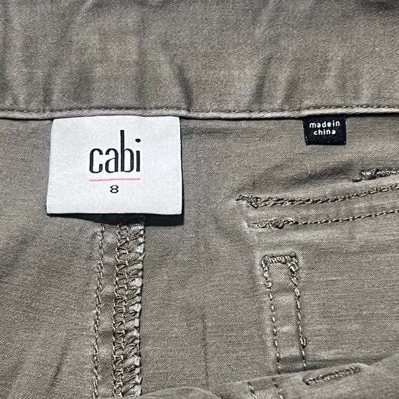 Cabi Women’s 8 Utility Chino Pants Khaki Straight Leg Cargo Pockets 30 Inseam - Picture 3 of 8